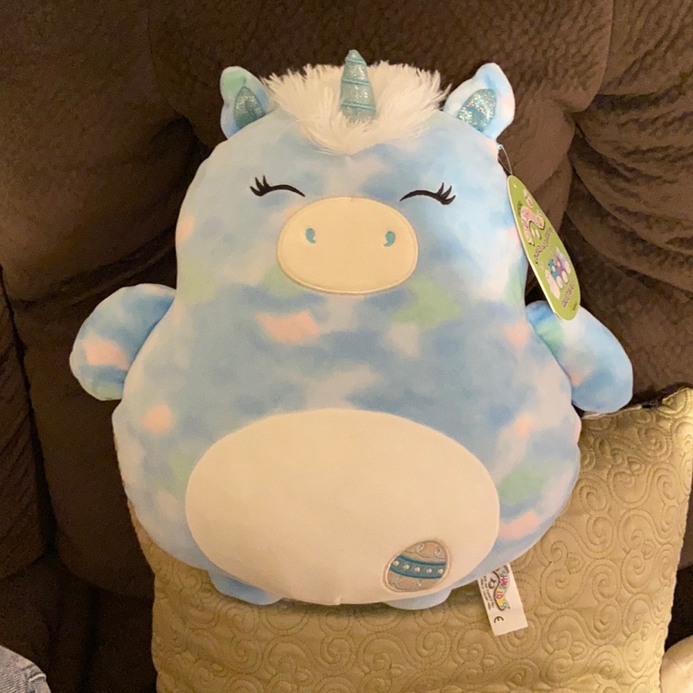 Gwen The Squishmallow